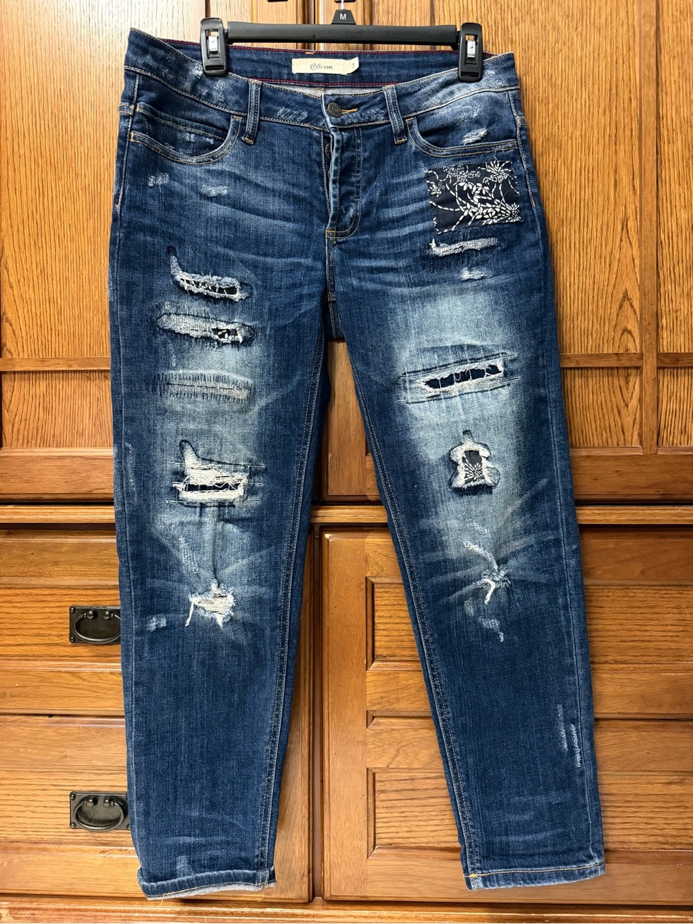 Cello Jeans Distressed Patchwork Boyfriend Ankle Mid-Rise 4-Button Fly Grunge